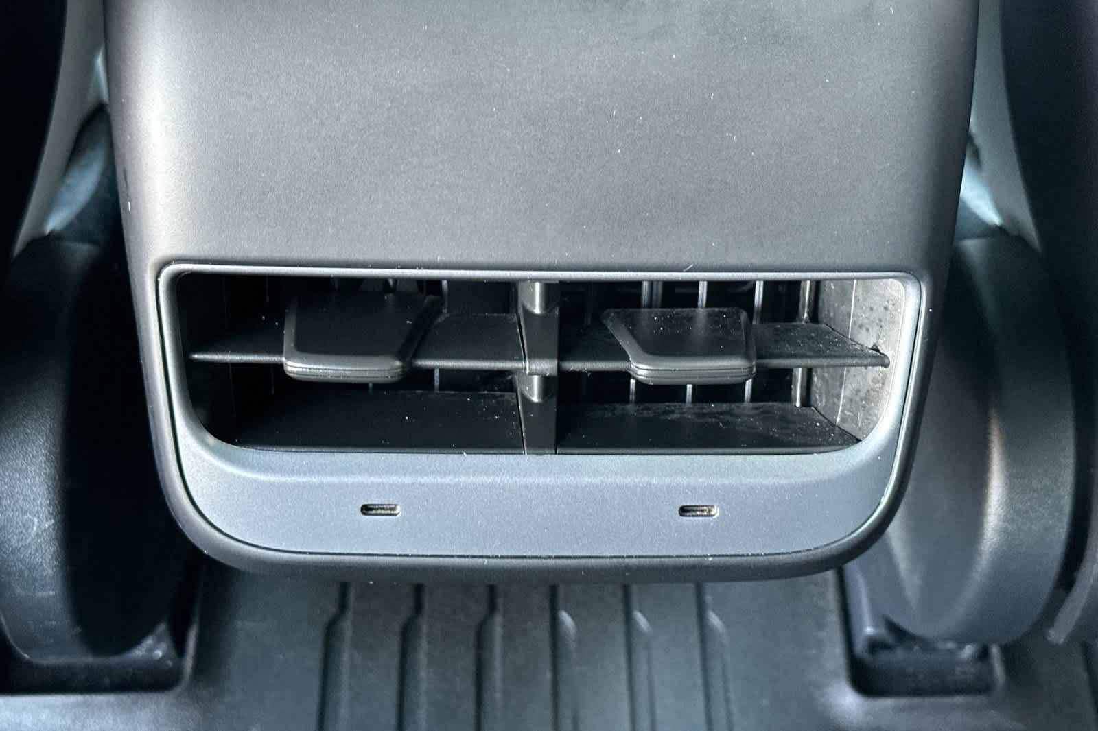 Thumbnail: 2021 Tesla Model 3 - 14