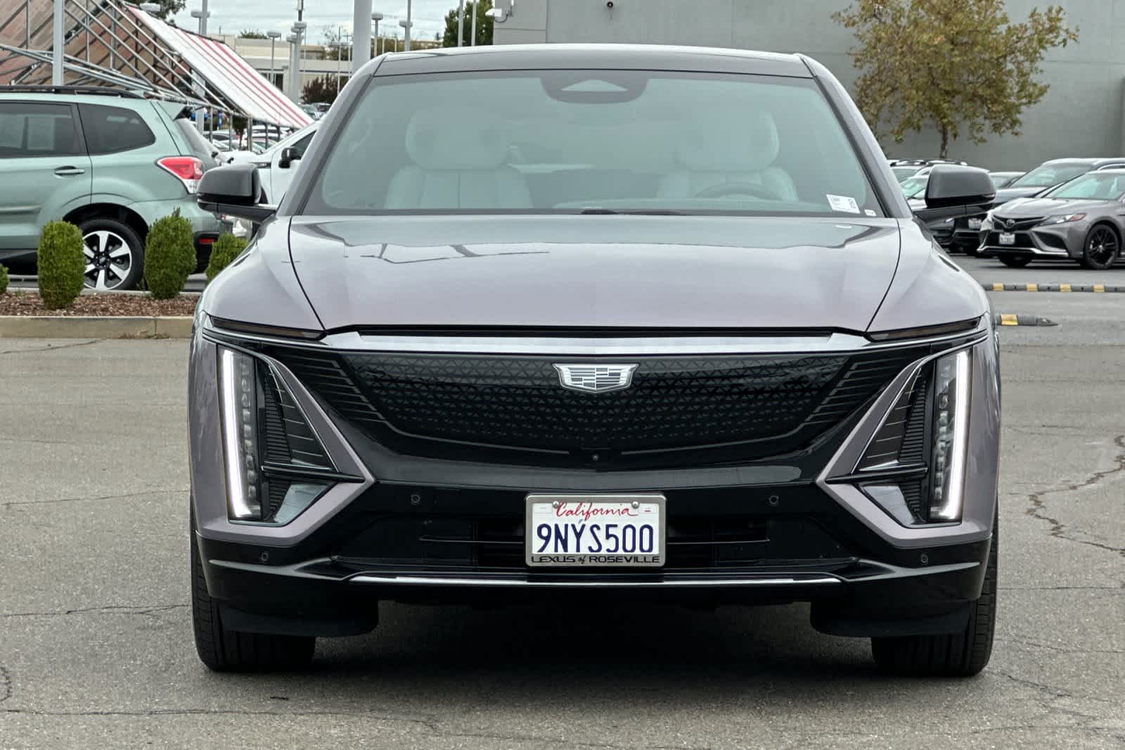 Thumbnail: 2024 Cadillac Lyriq - 10
