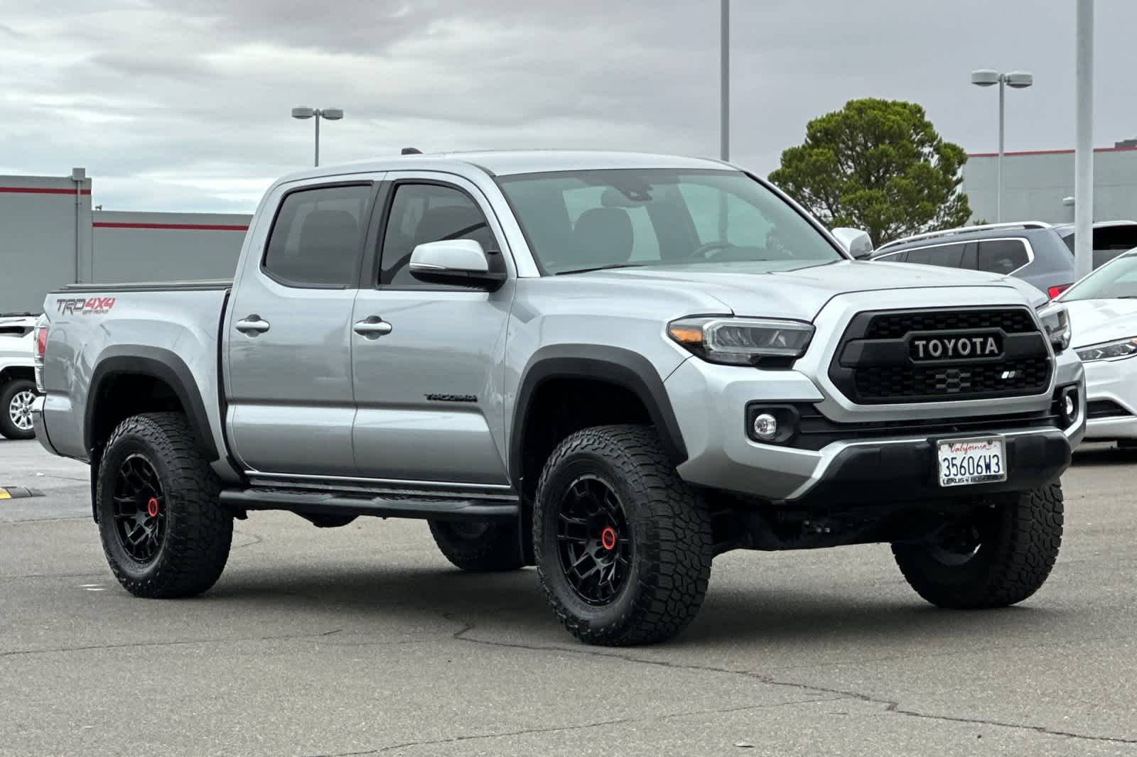 Thumbnail: 2023 Toyota Tacoma - 5
