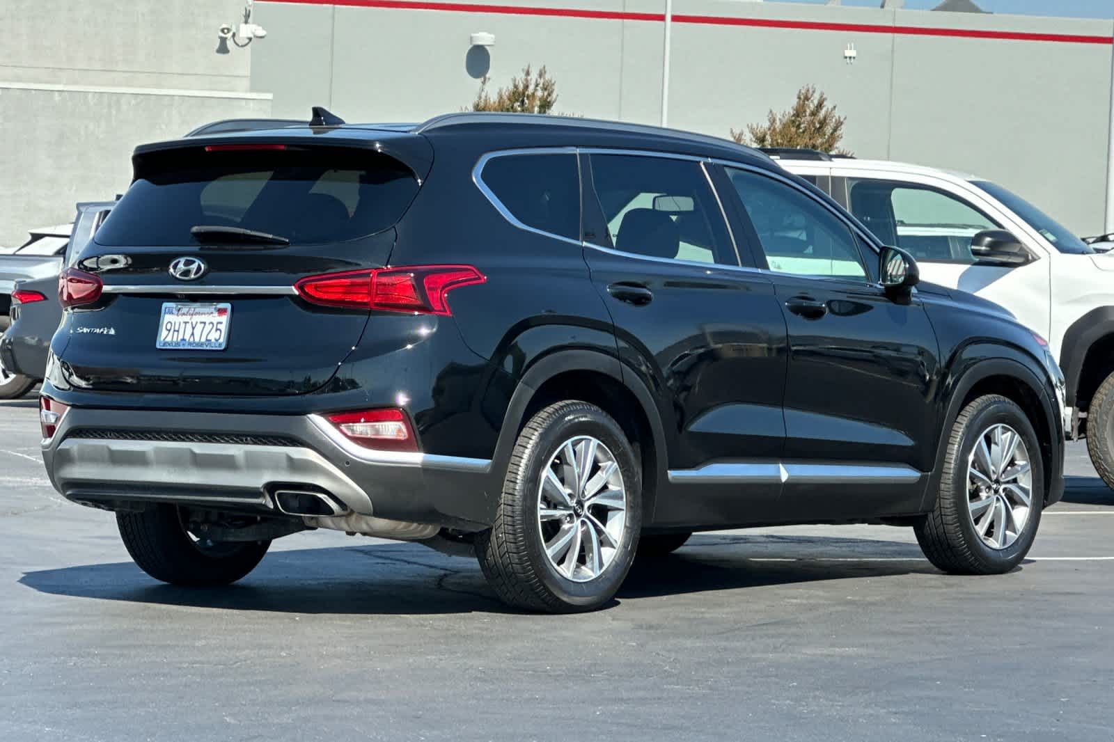 Thumbnail: 2020 Hyundai Santa Fe - 2