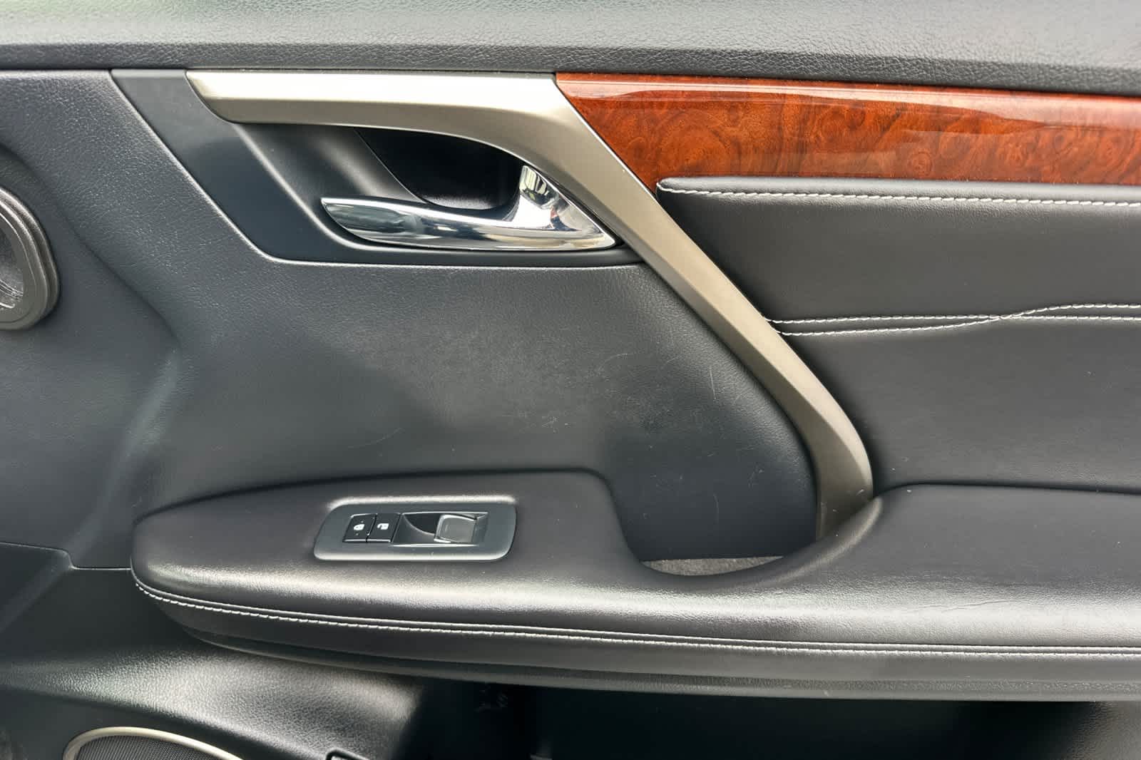 Thumbnail: 2019 Lexus RX - 20