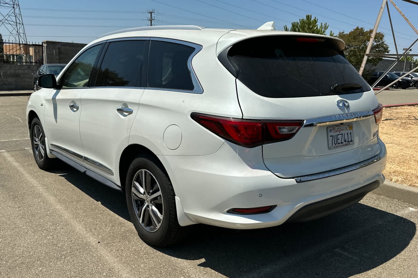 Thumbnail: 2016 INFINITI QX60 - 4
