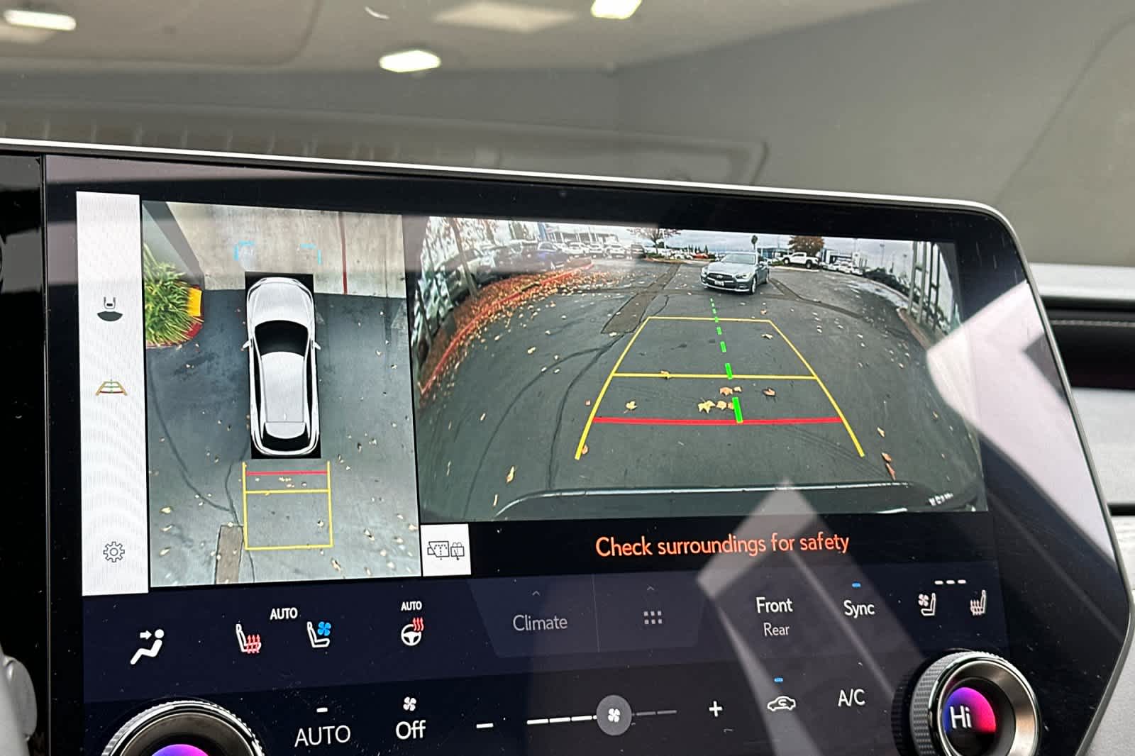 Thumbnail: 2025 Lexus RX - 22