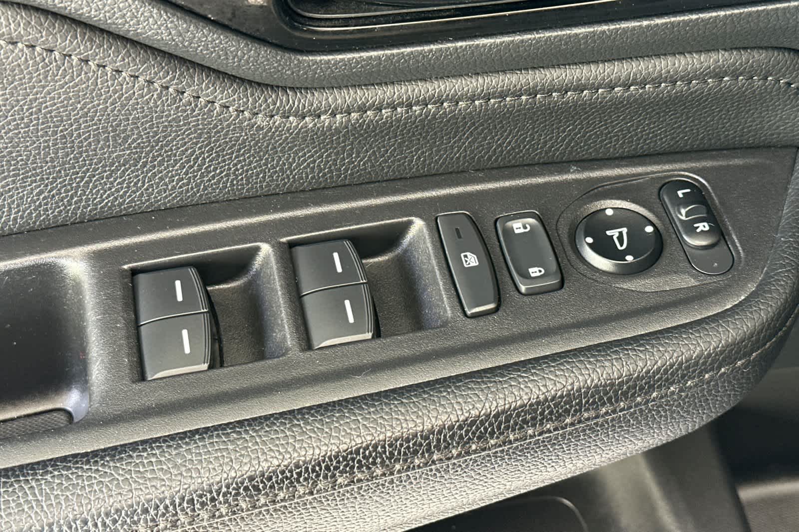 Thumbnail: 2022 Honda Odyssey - 13