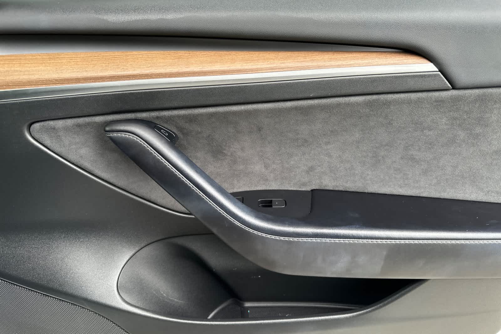Thumbnail: 2023 Tesla Model 3 - 18