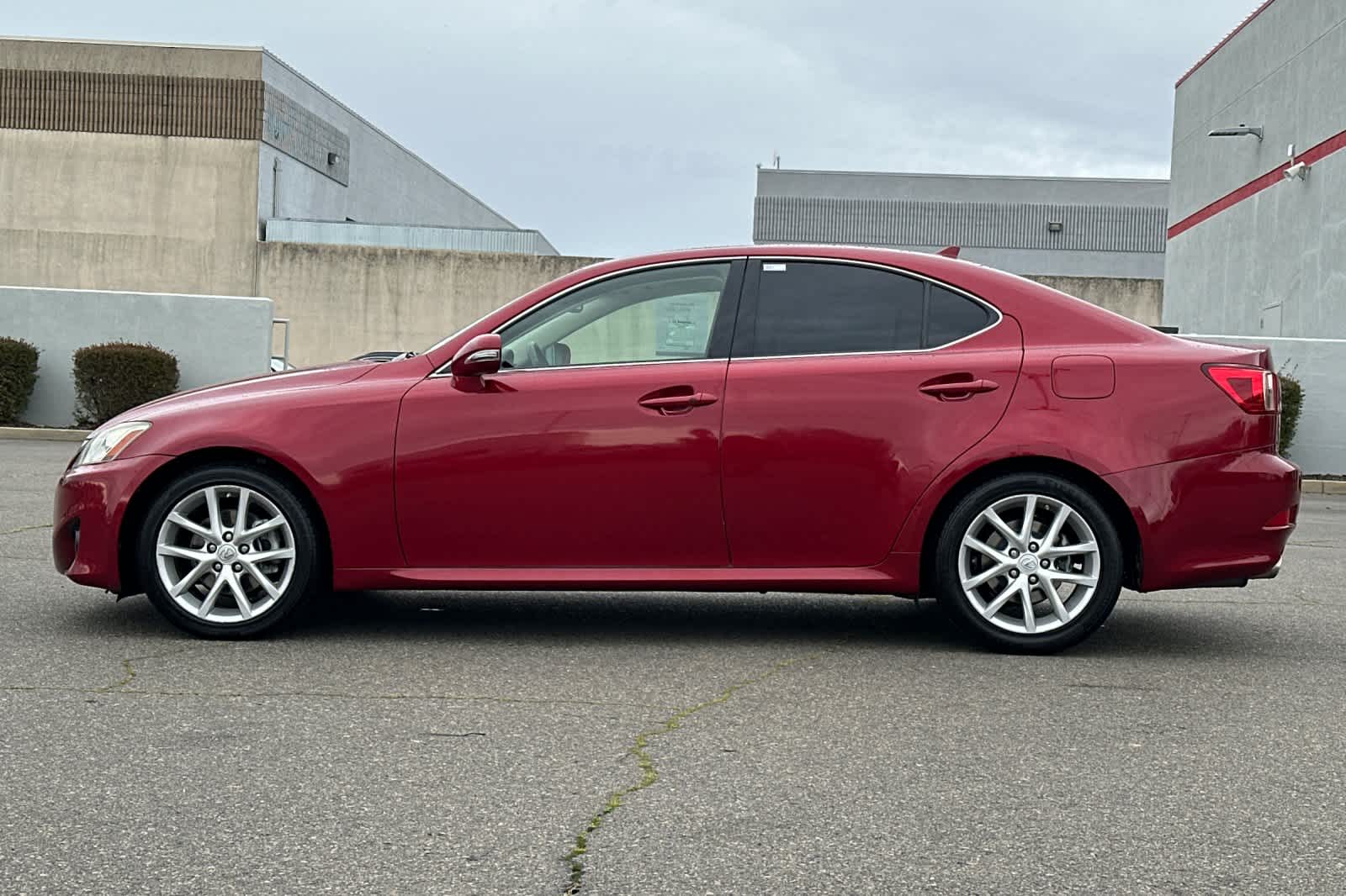 Thumbnail: 2013 Lexus IS - 9