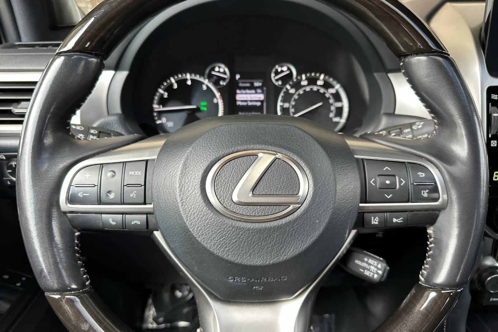 Thumbnail: 2022 Lexus GX - 26
