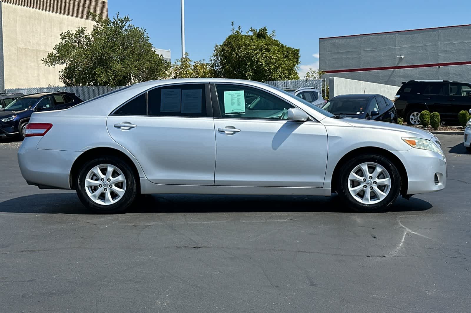 Thumbnail: 2010 Toyota Camry - 6