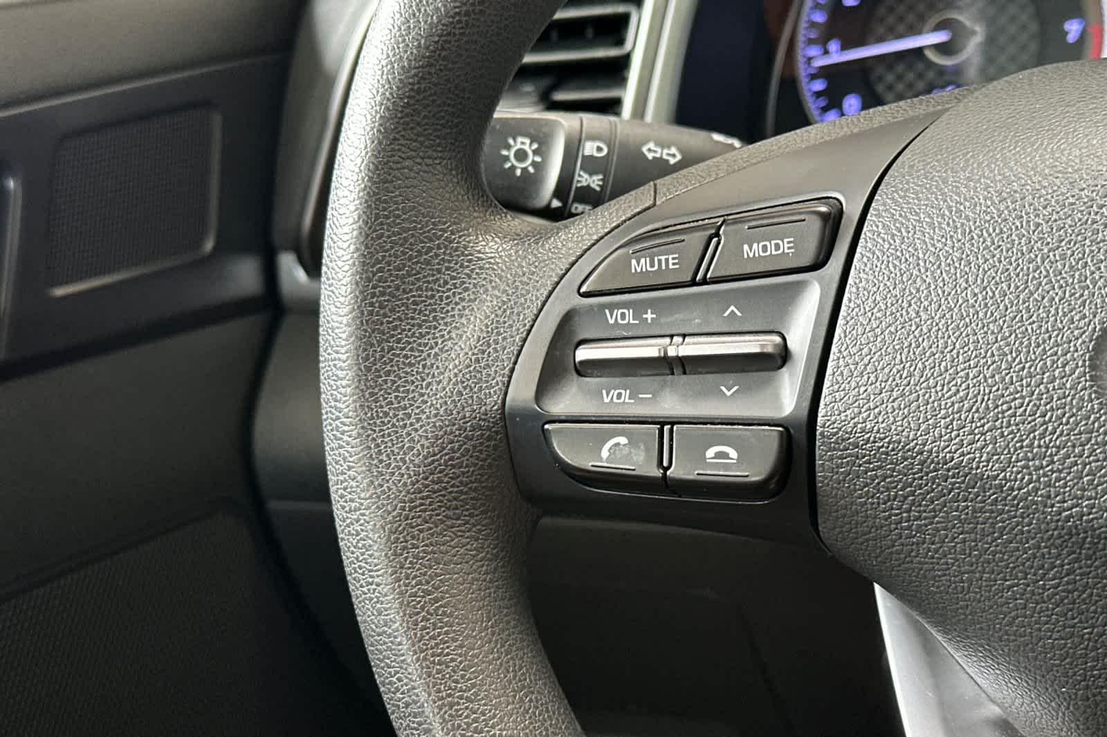 Thumbnail: 2020 Hyundai Elantra - 23