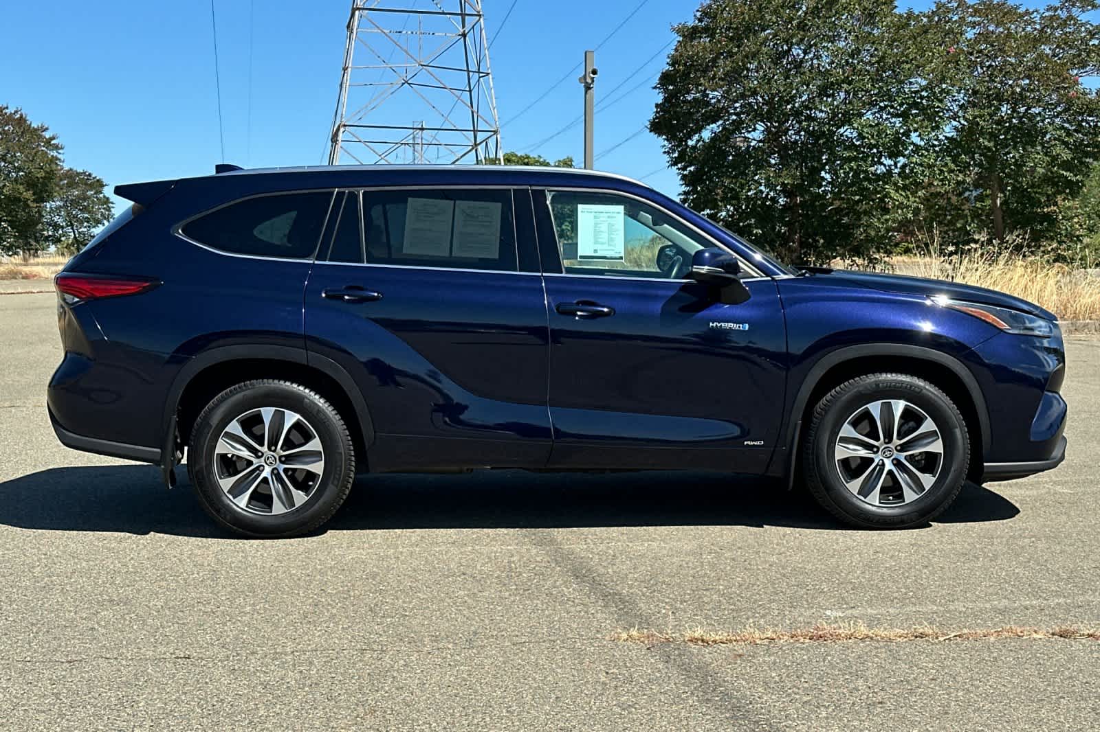 Thumbnail: 2021 Toyota Highlander - 5