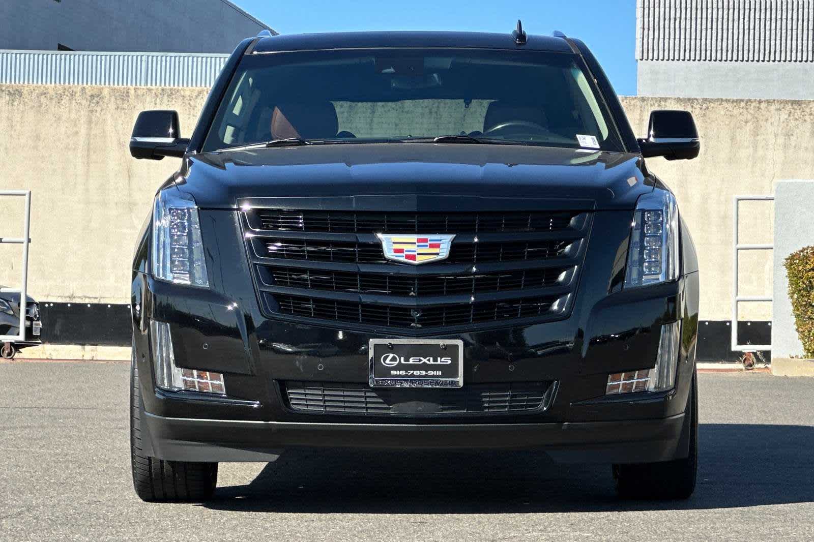 2019 Cadillac Escalade Premium Luxury 10