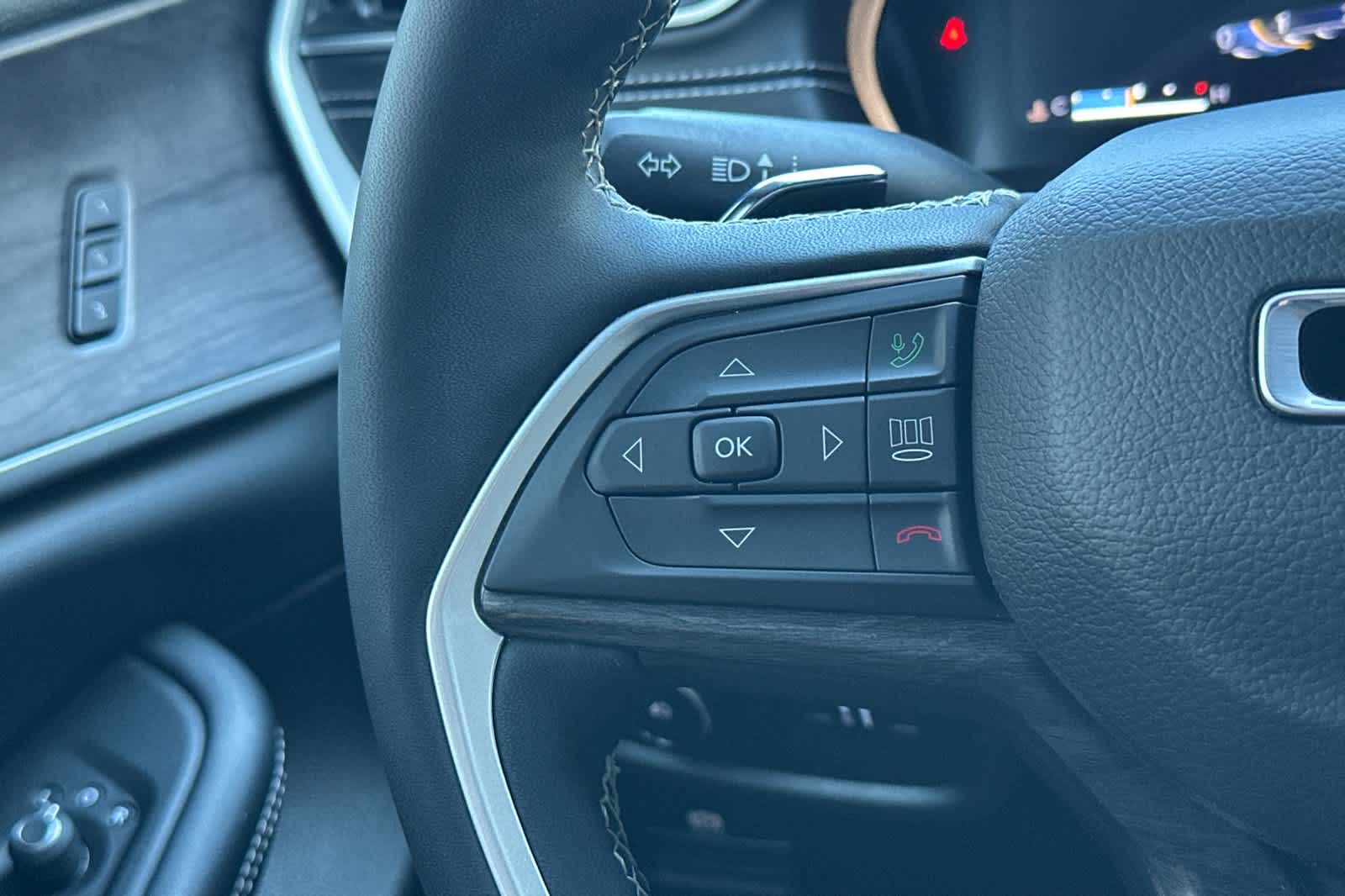 Thumbnail: 2024 Jeep Grand Cherokee - 26