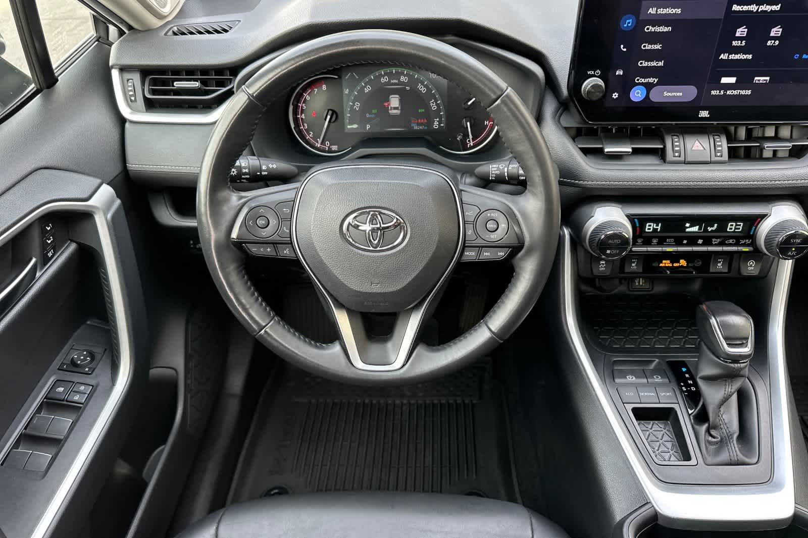 Thumbnail: 2023 Toyota RAV4 - 15