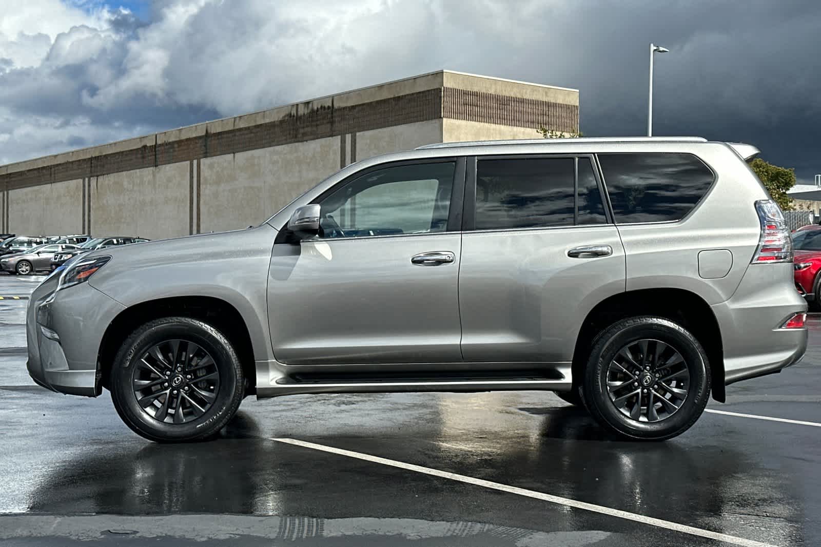 Thumbnail: 2022 Lexus GX - 9