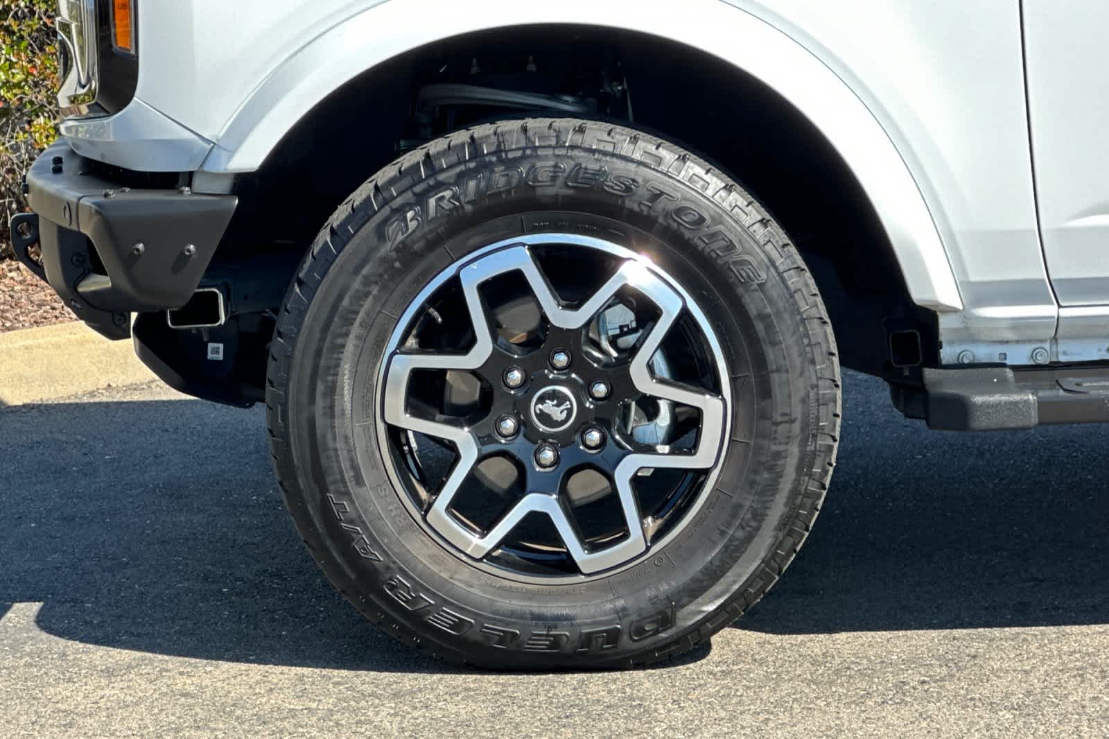 Thumbnail: 2022 Ford Bronco - 31