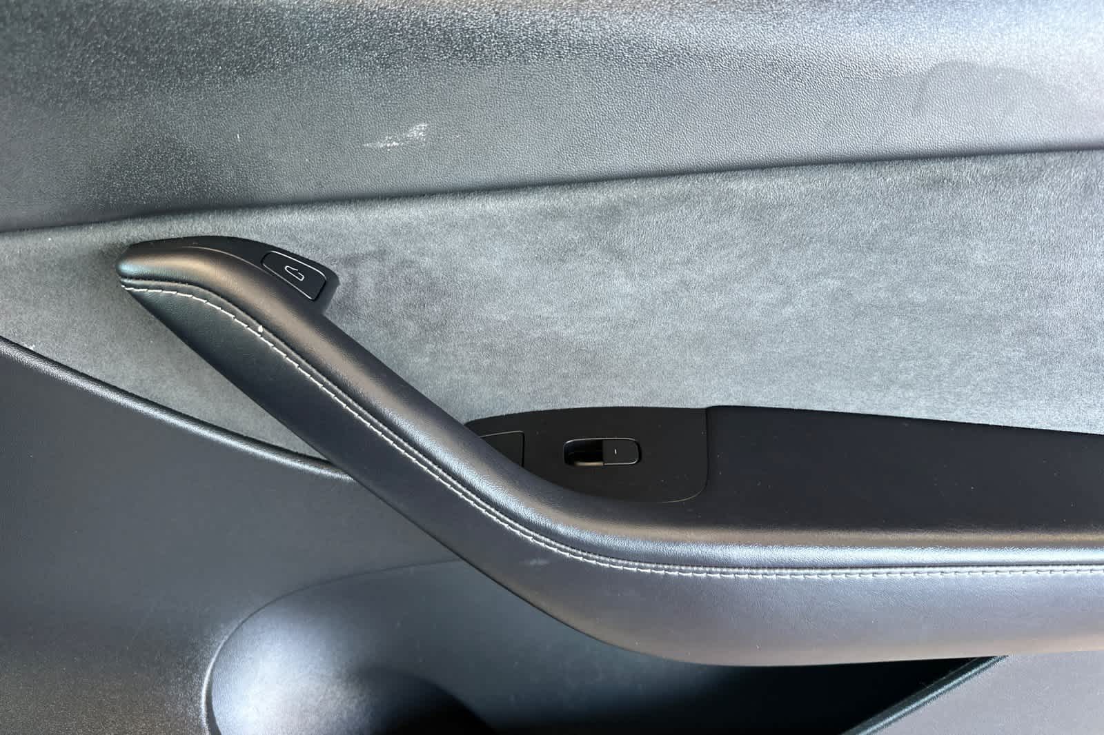 Thumbnail: 2022 Tesla Model Y - 19