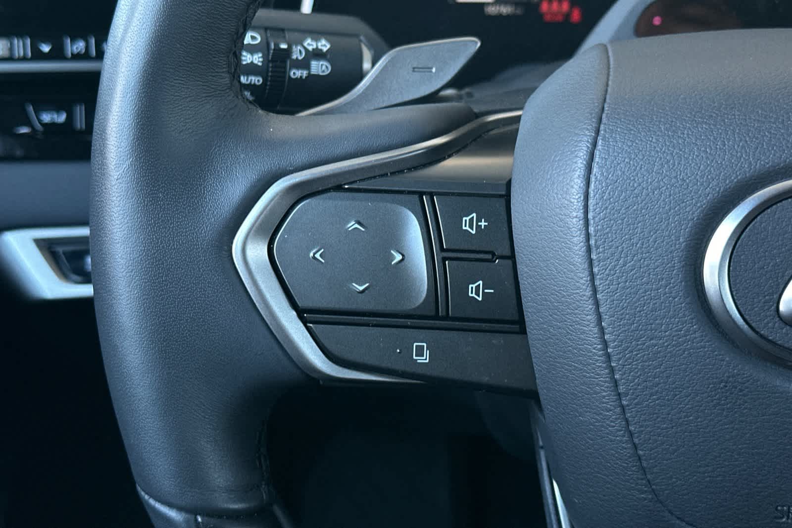 Thumbnail: 2025 Lexus RX - 26