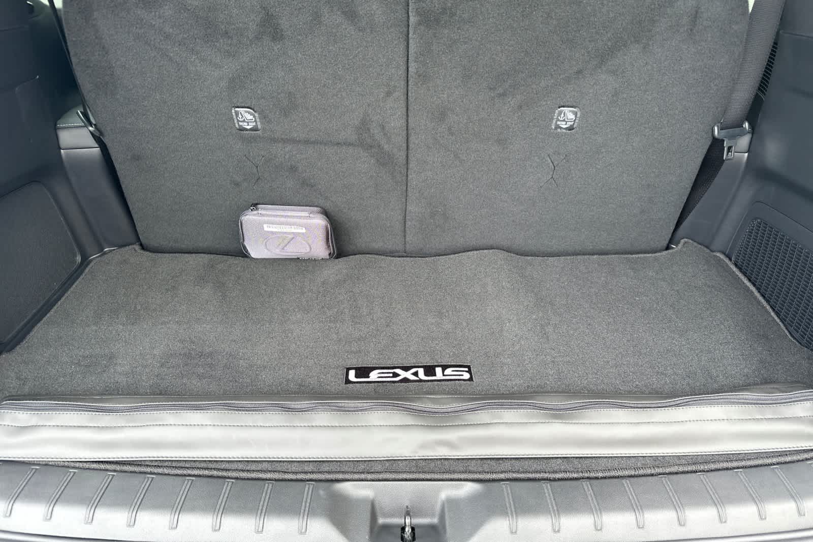 Thumbnail: 2026 Lexus TX - 17