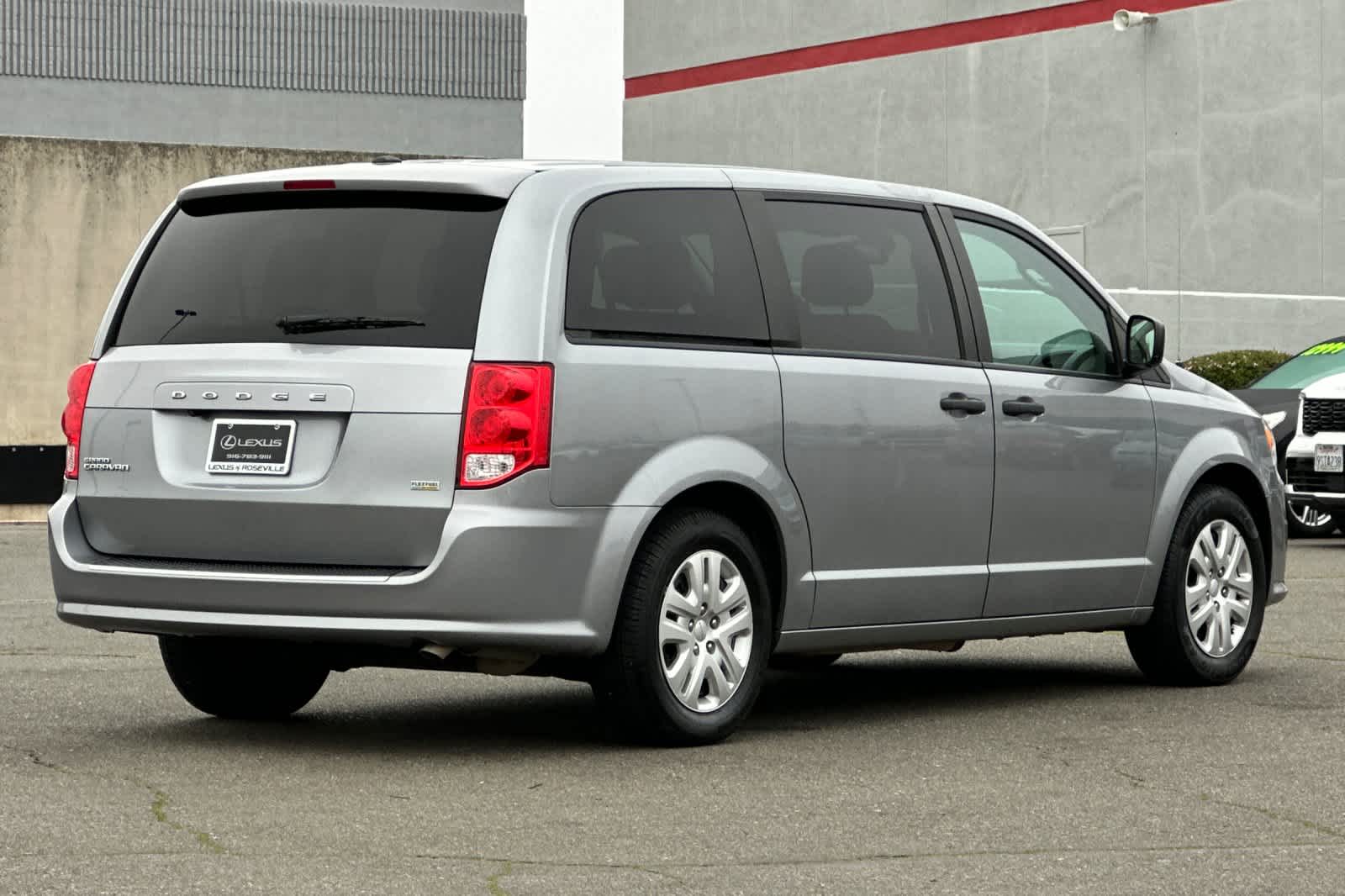 Thumbnail: 2019 Dodge Grand Caravan - 2