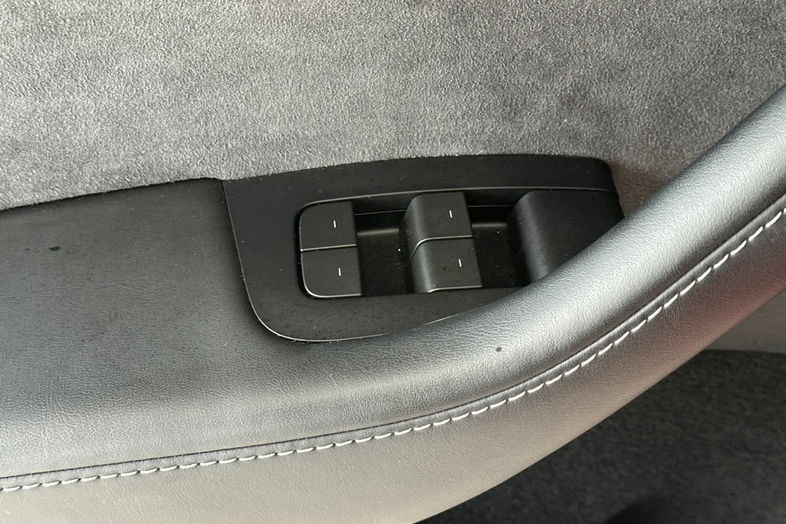 Thumbnail: 2024 Tesla Model Y - 13