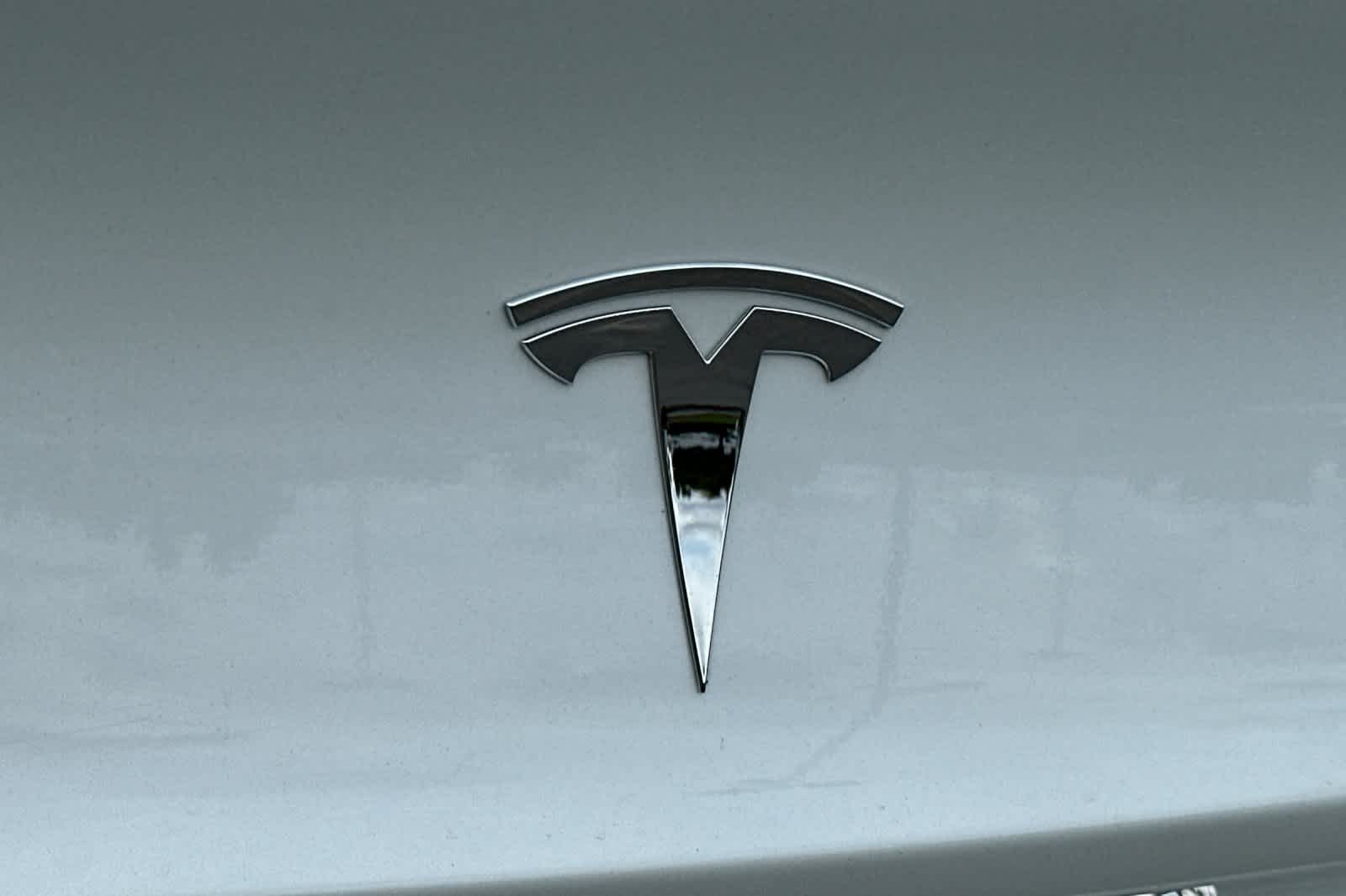 Thumbnail: 2023 Tesla Model 3 - 31