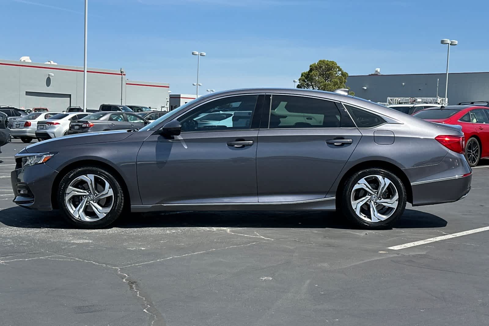 Thumbnail: 2018 Honda Accord - 9