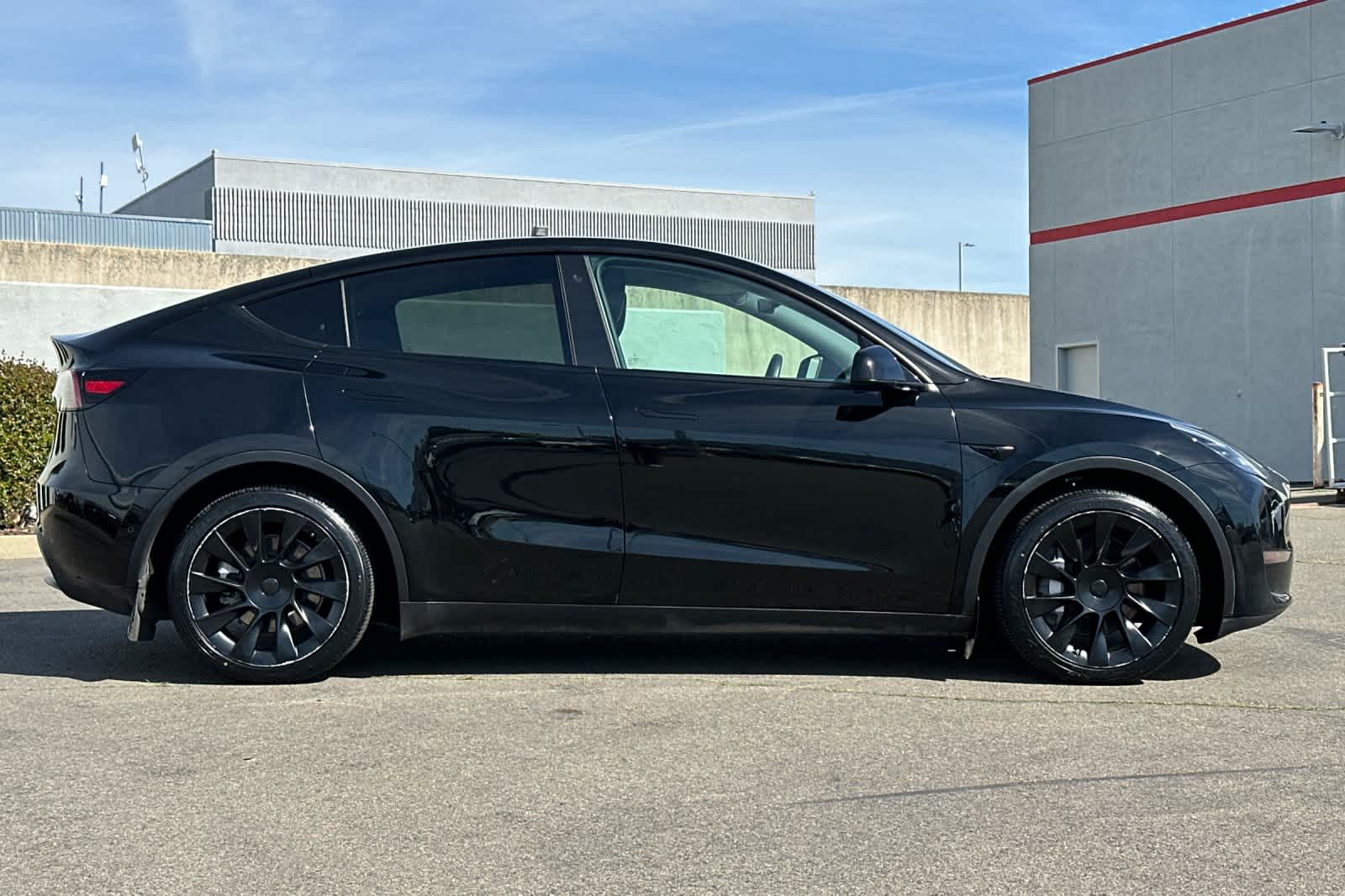 Thumbnail: 2021 Tesla Model Y - 6