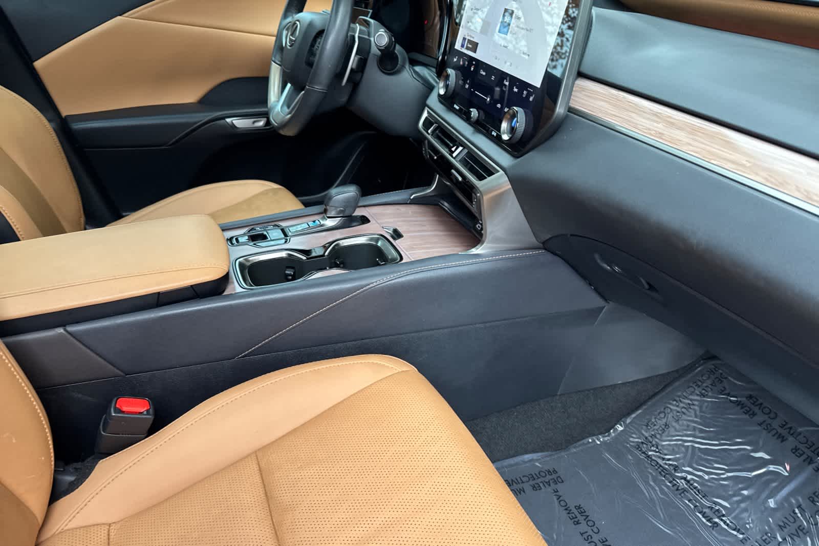 Thumbnail: 2023 Lexus RX - 17