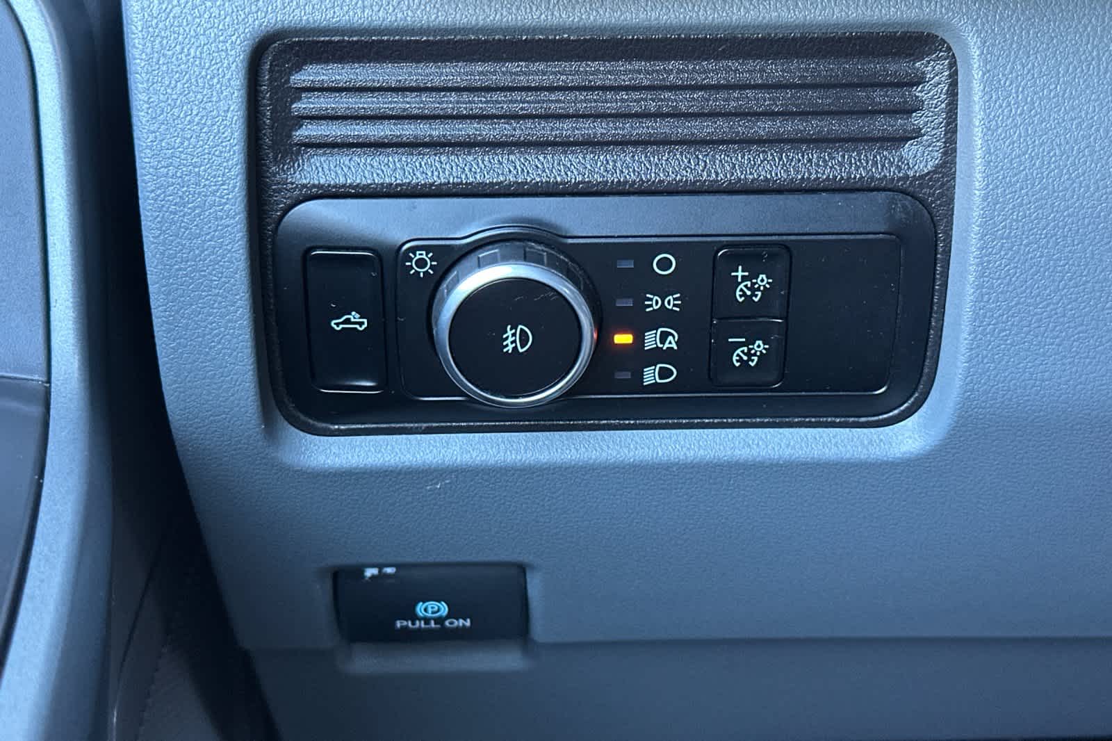 Thumbnail: 2024 Ford Econoline - 27