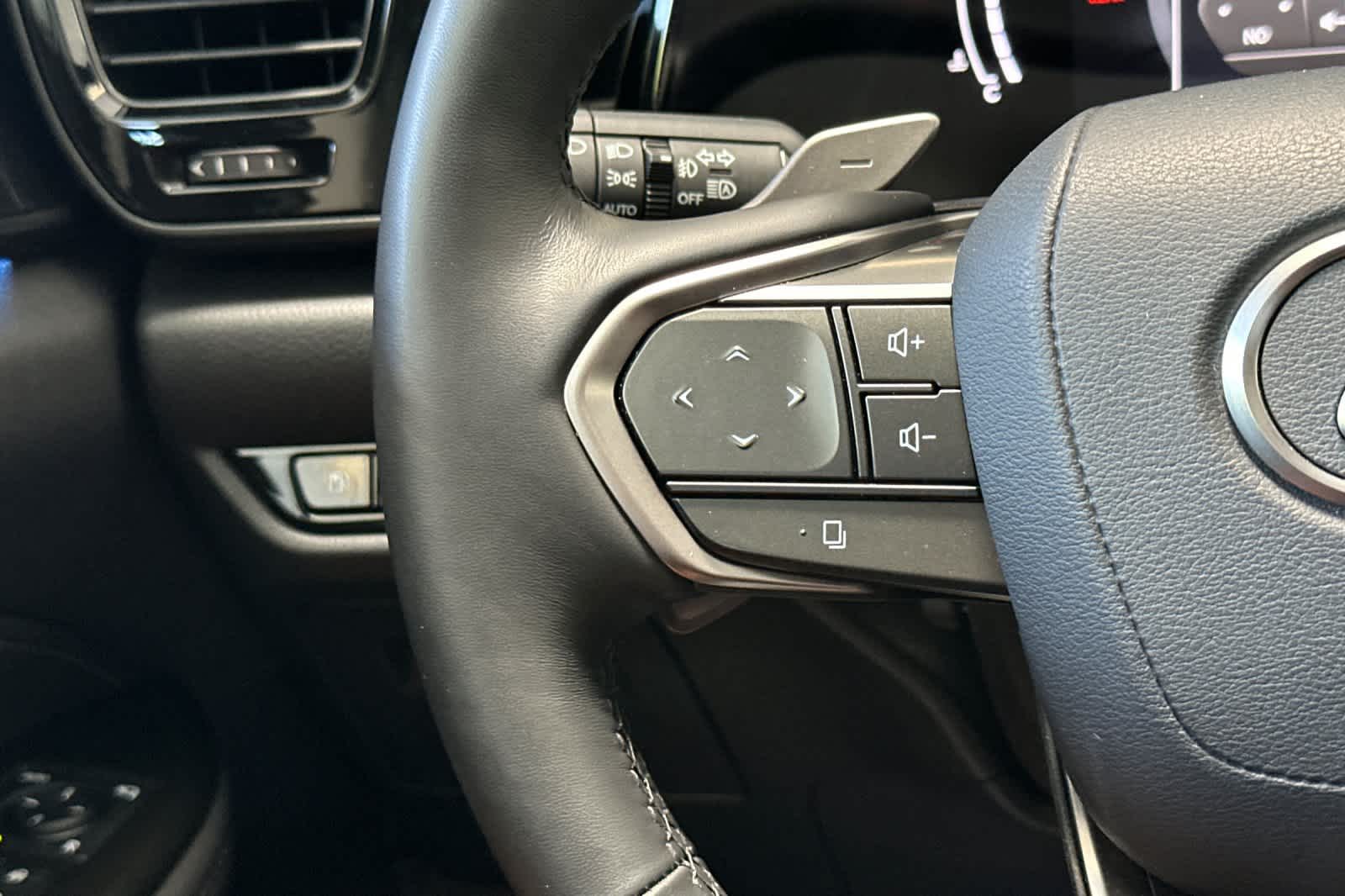 2025 Lexus NX  26