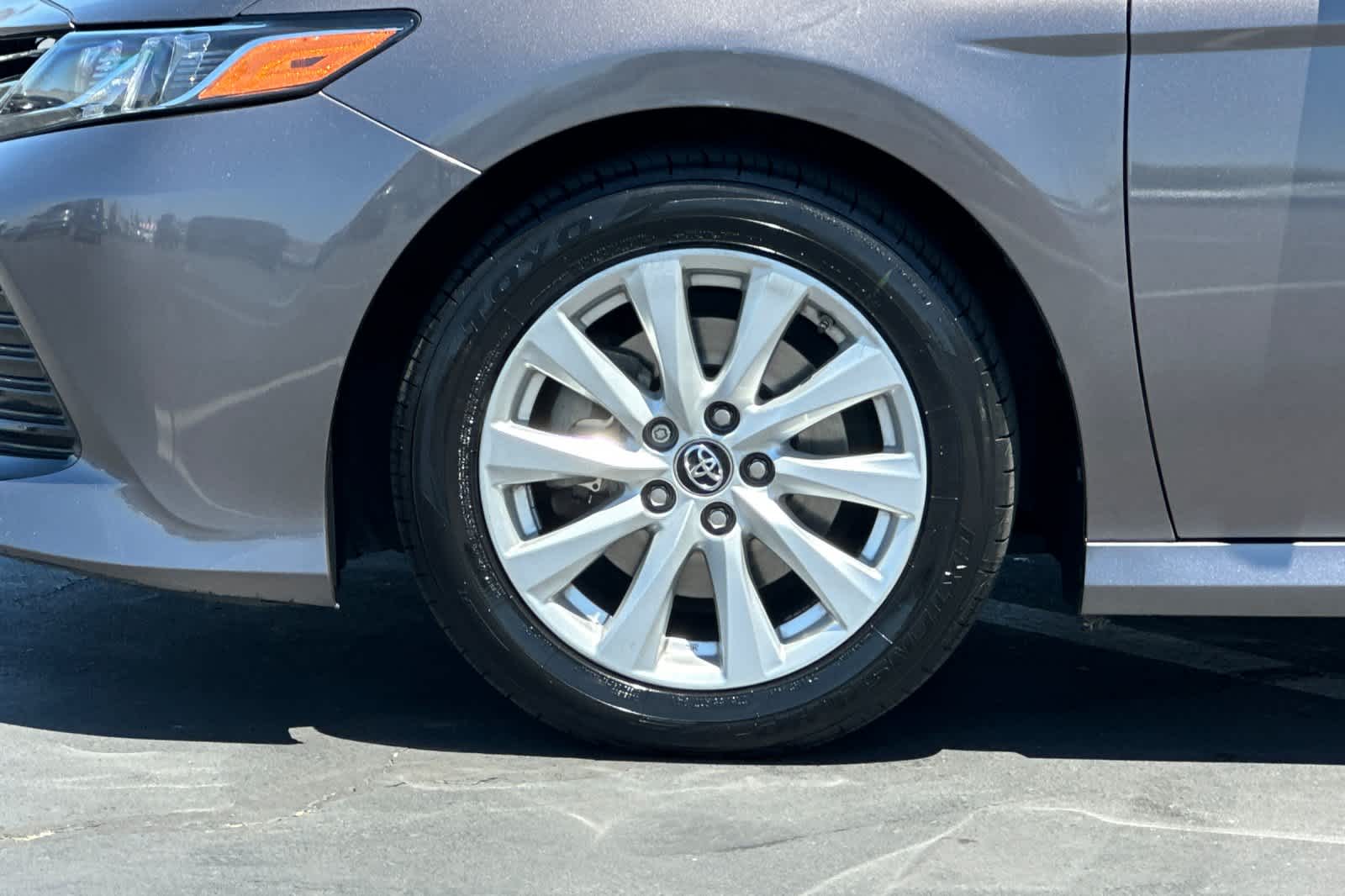 2019 Toyota Camry LE 28