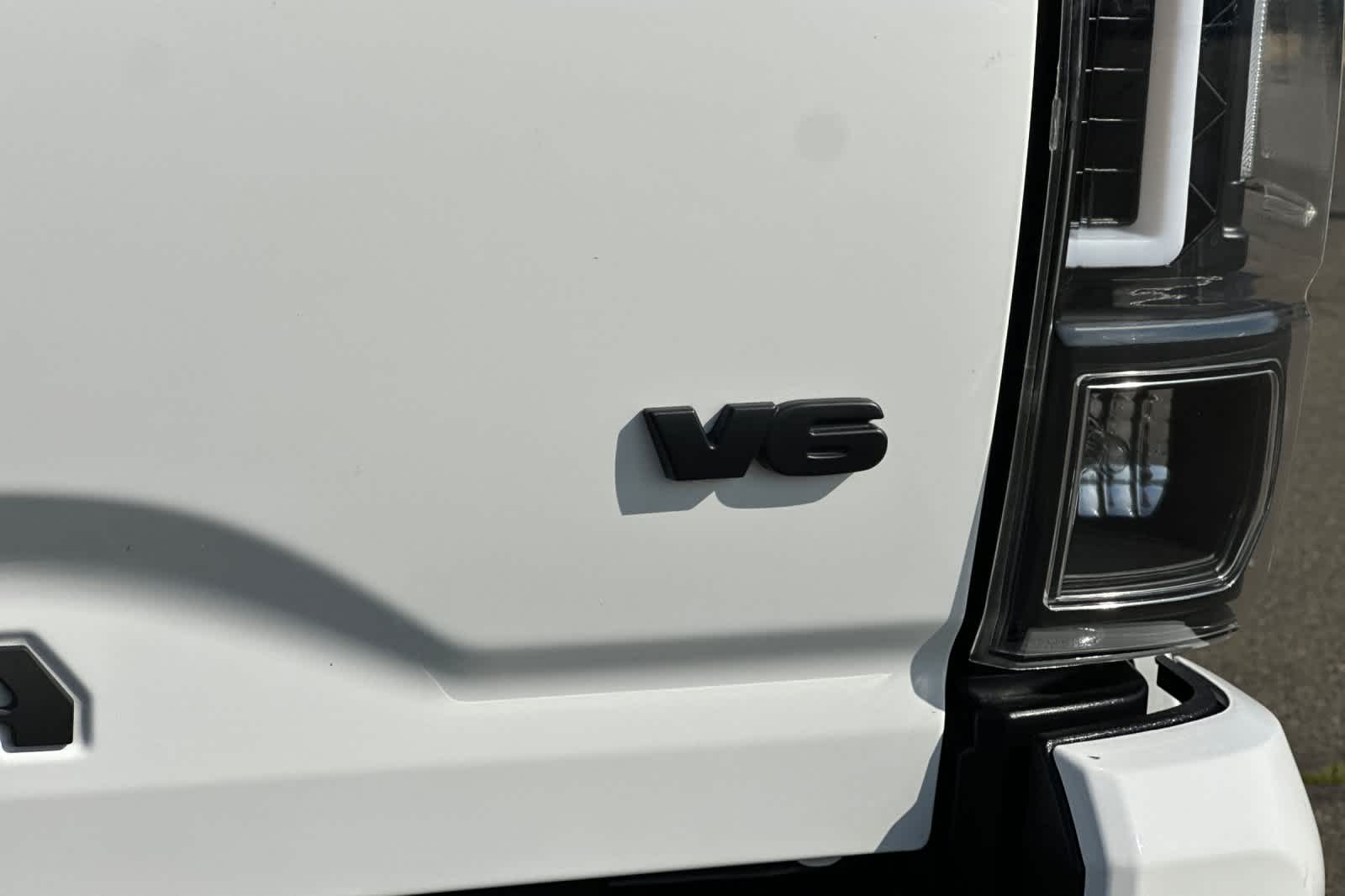 Thumbnail: 2022 Toyota Tacoma - 30