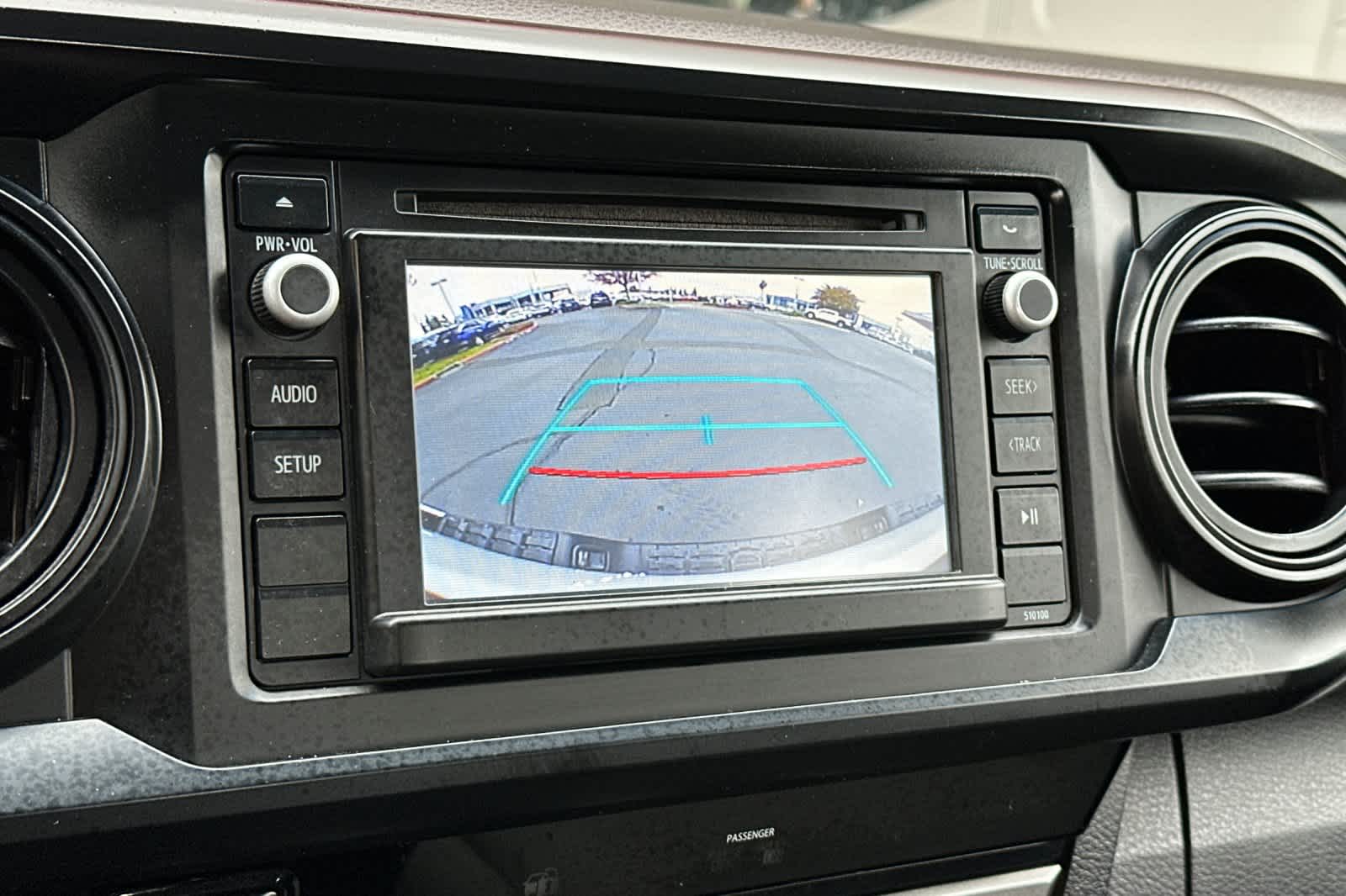 Thumbnail: 2016 Toyota Tacoma - 19