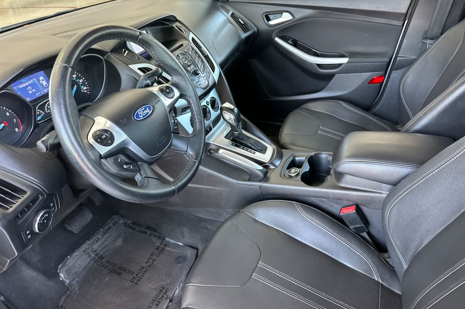 2013 Ford Focus SE 11