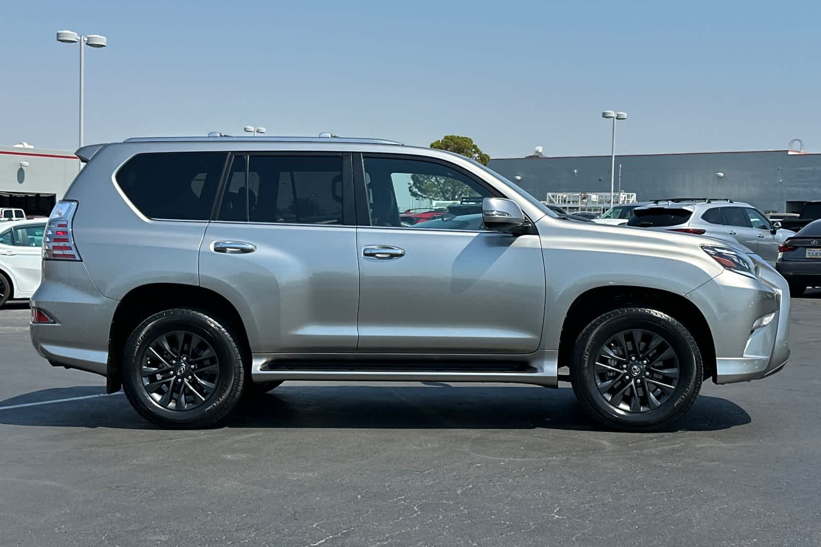 Thumbnail: 2023 Lexus GX - 6