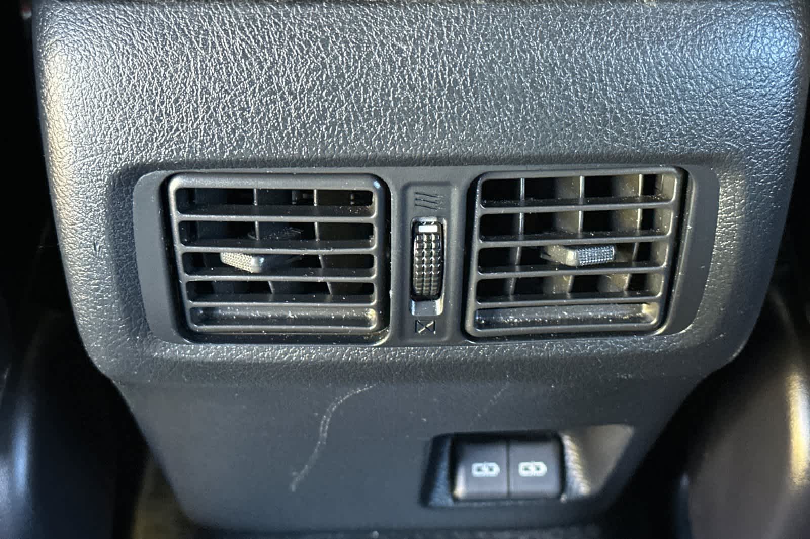 Thumbnail: 2023 Toyota 4Runner - 14