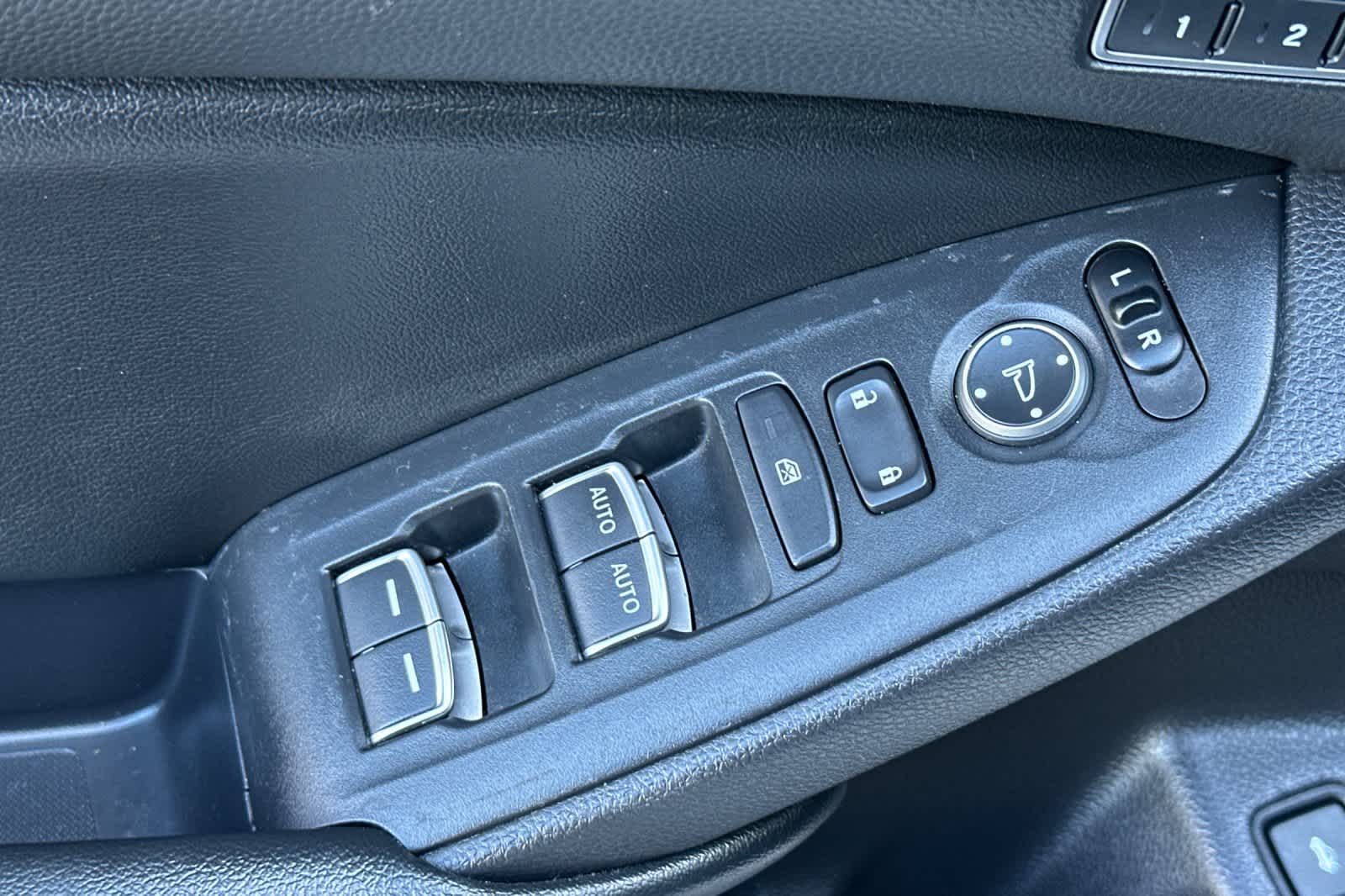 Thumbnail: 2022 Honda Accord - 13