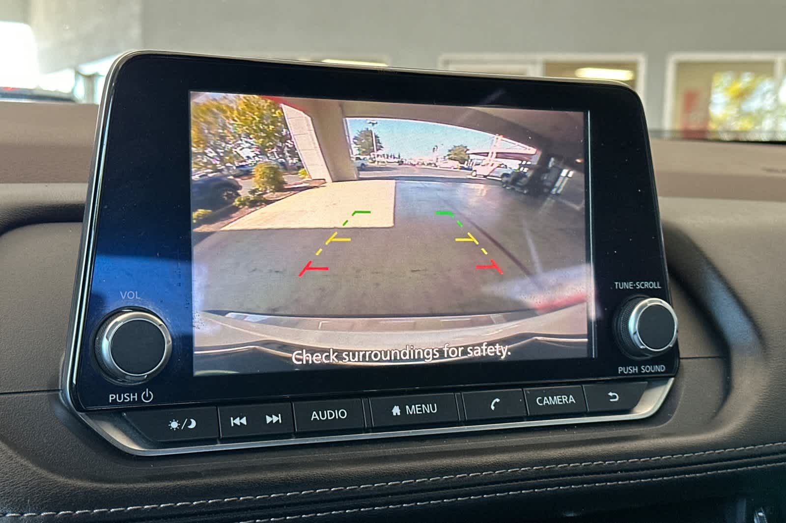 Thumbnail: 2021 Nissan Rogue - 21