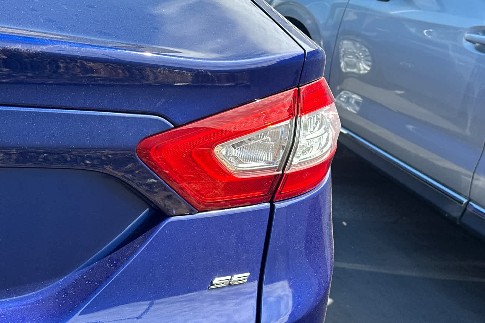 Thumbnail: 2015 Ford Fusion - 16
