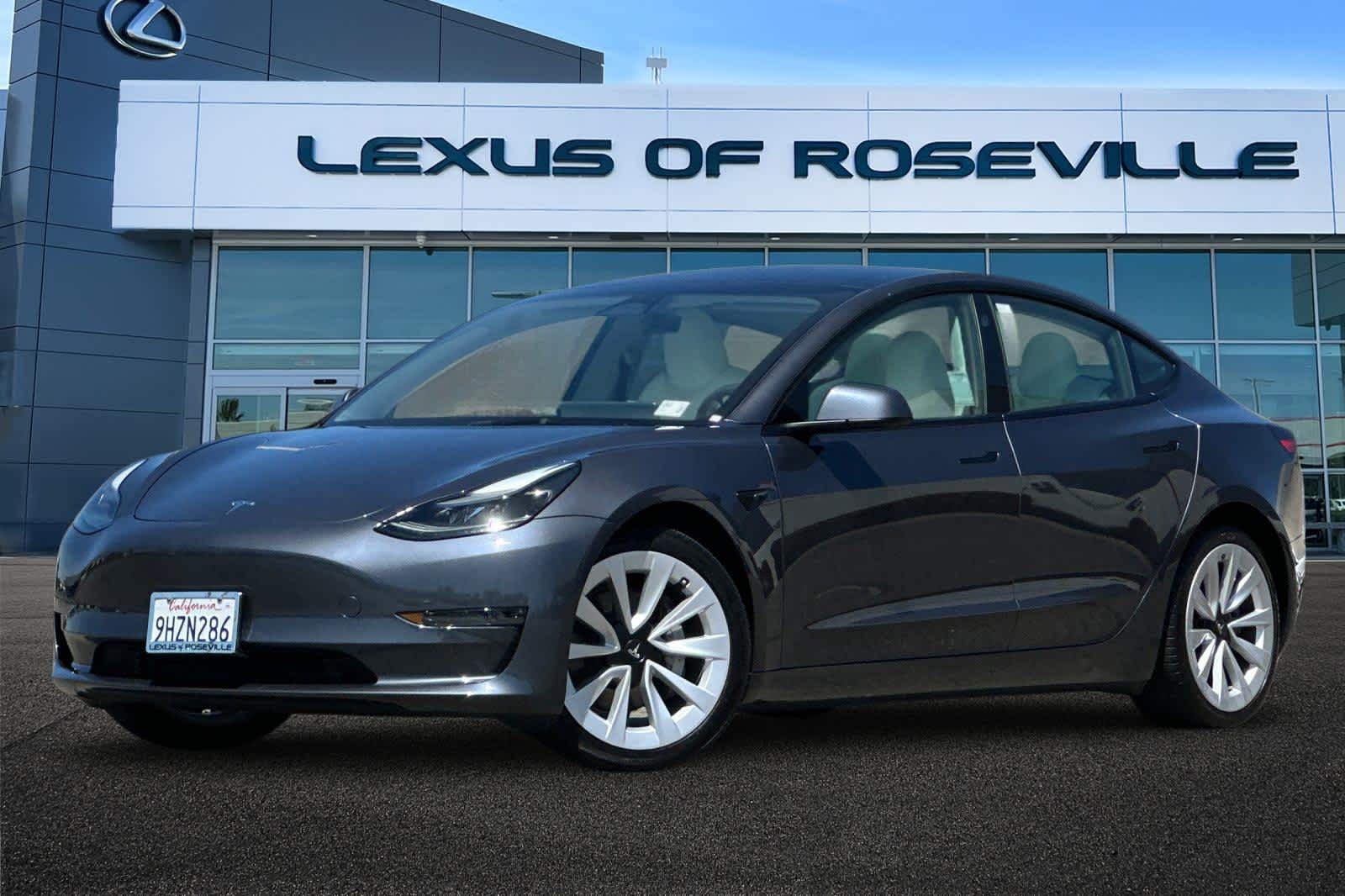 Thumbnail: 2023 Tesla Model 3 - 1