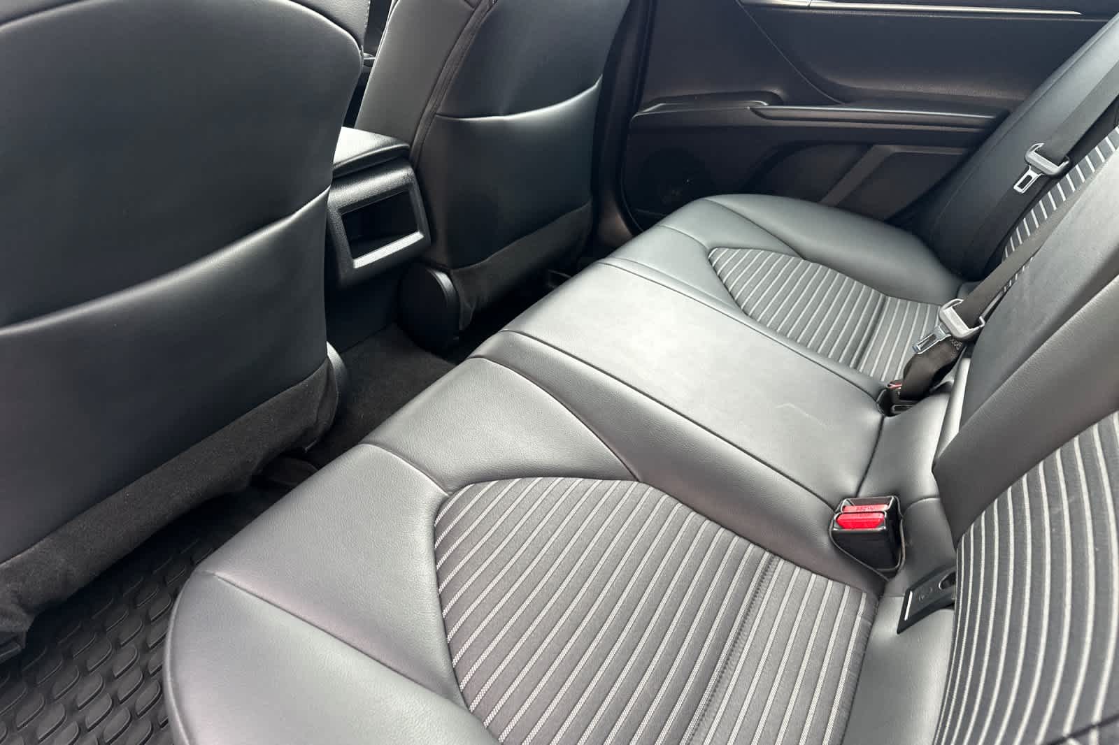 Thumbnail: 2023 Toyota Camry - 4