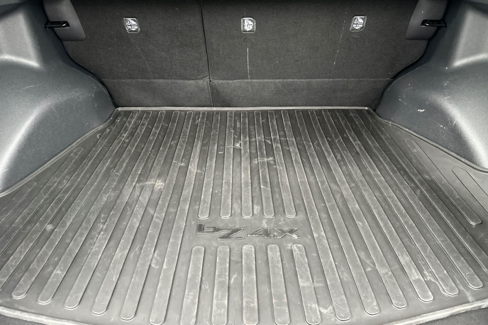 Thumbnail: 2023 Toyota bZ4X - 16