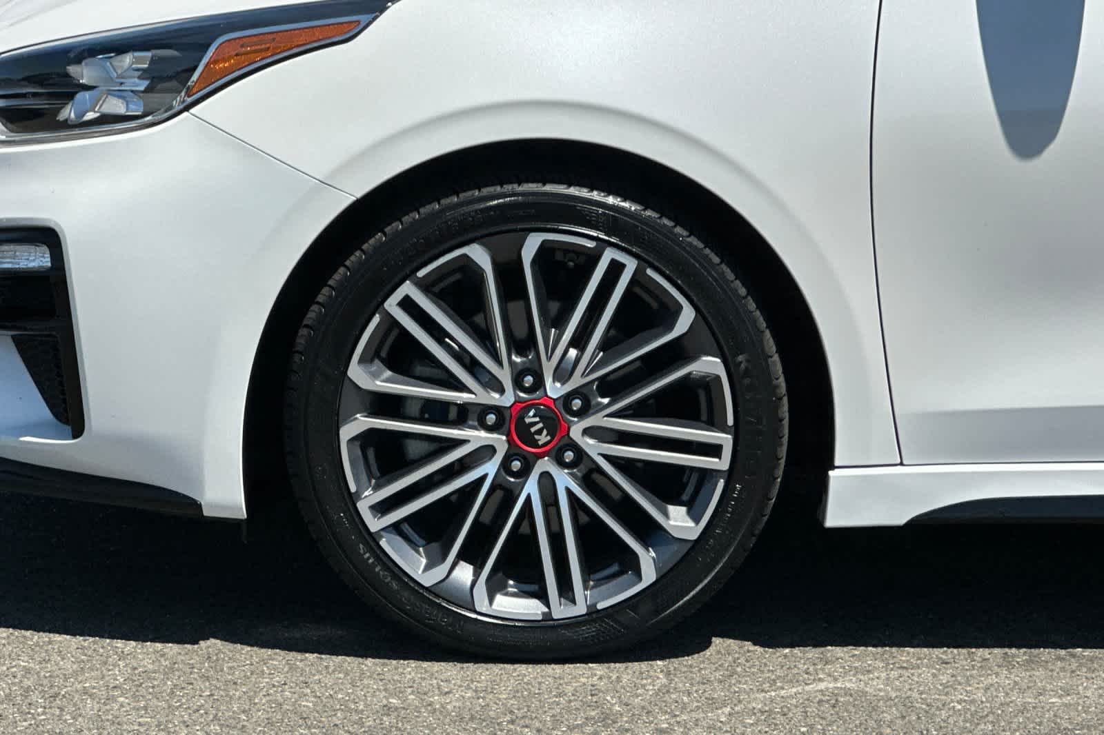 Thumbnail: 2021 Kia Forte - 31