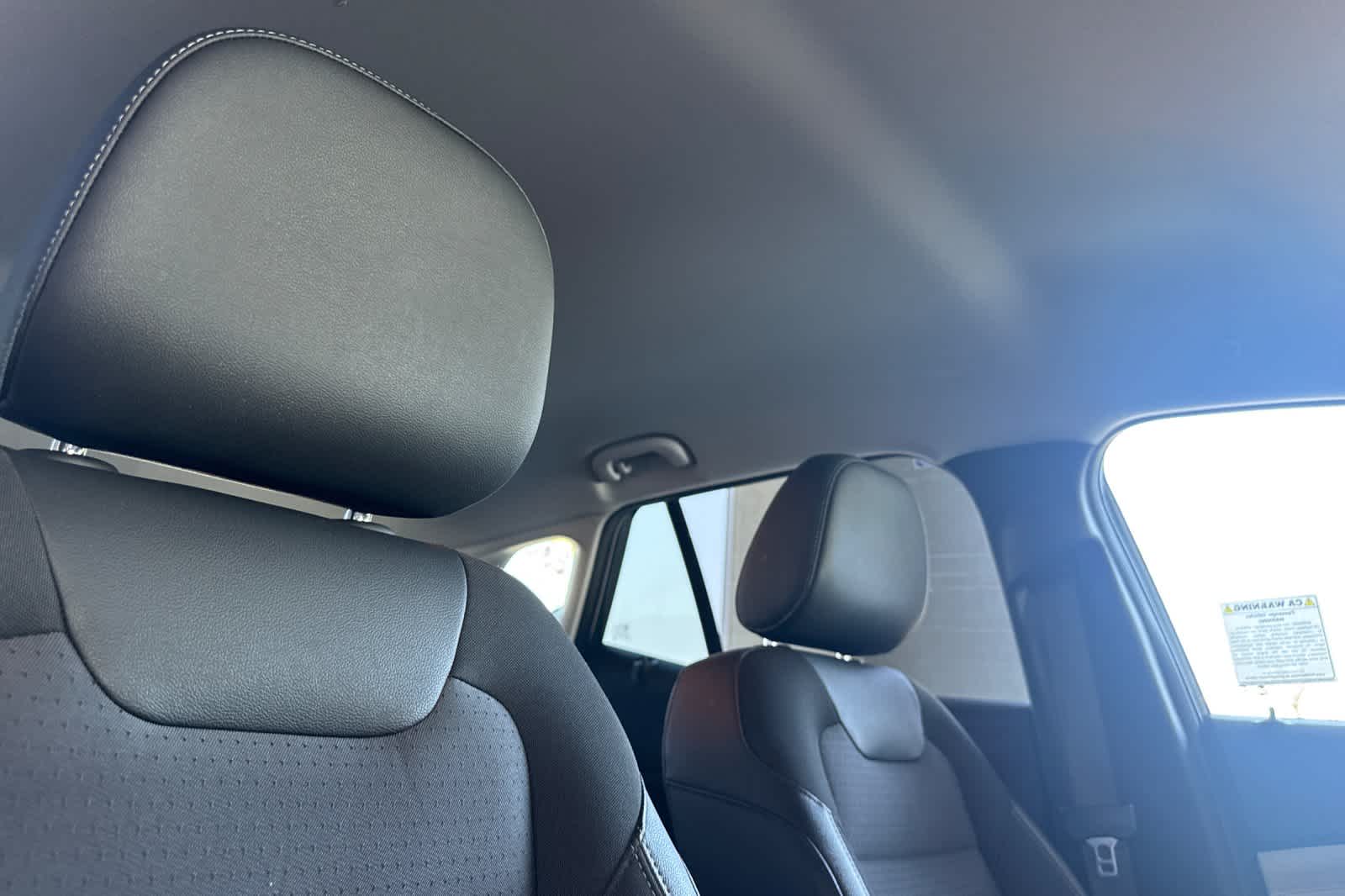 Thumbnail: 2025 Chevrolet Trax - 16