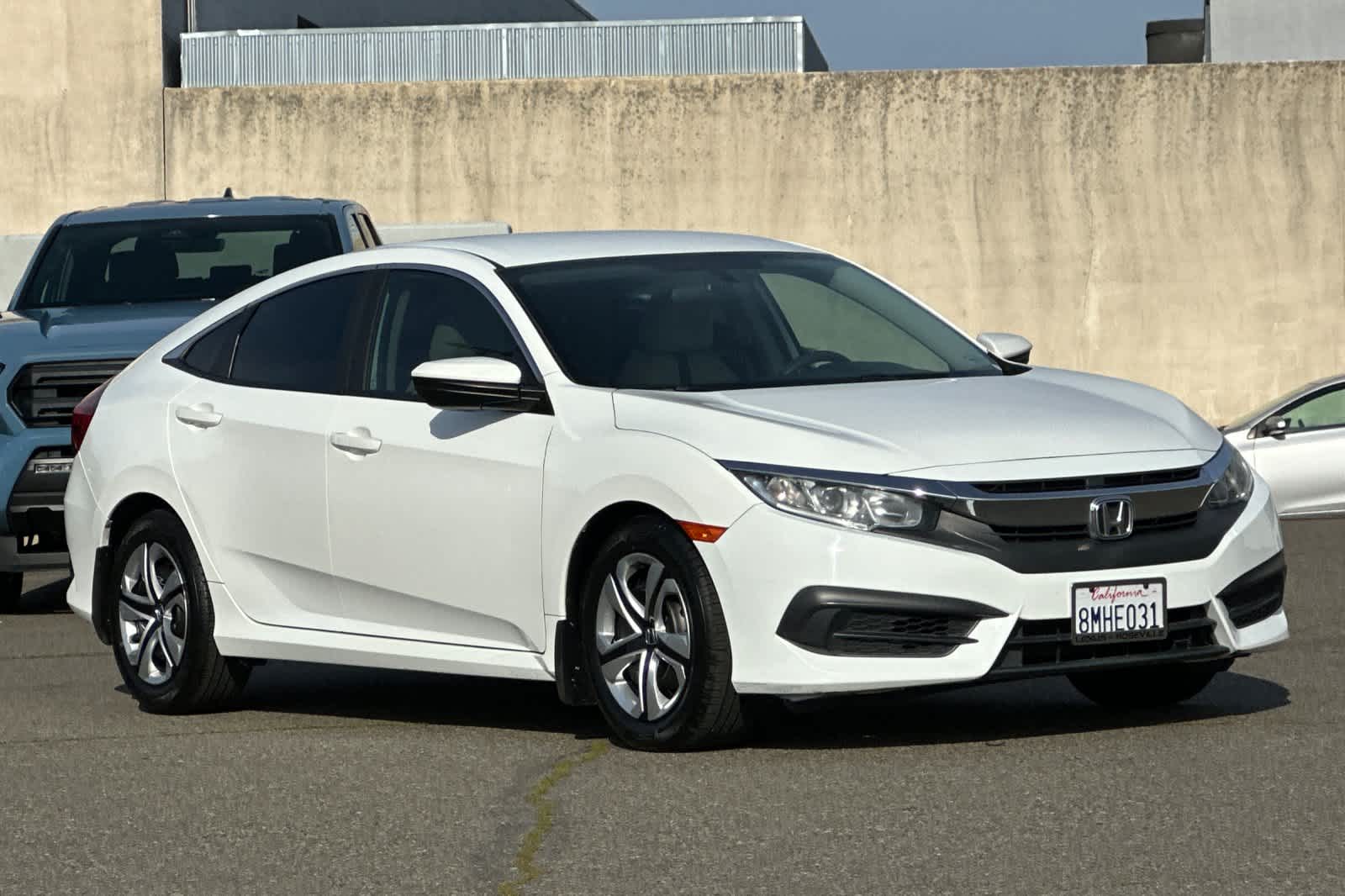 Thumbnail: 2017 Honda Civic - 5