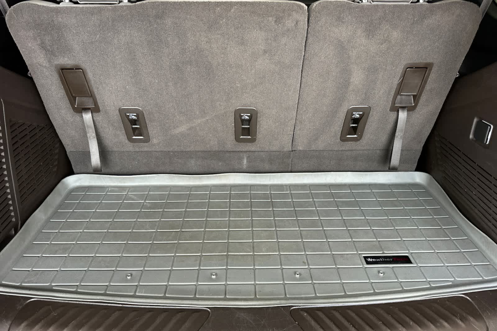 Thumbnail: 2021 Chevrolet Tahoe - 16