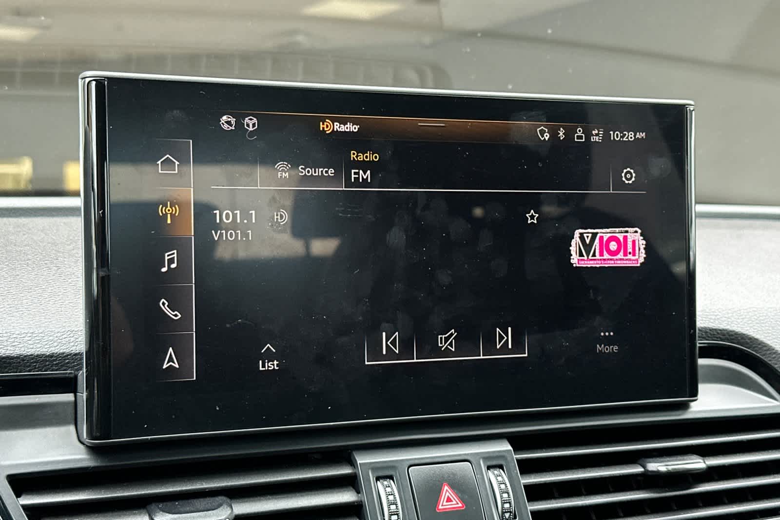 Thumbnail: 2022 Audi SQ5 - 19