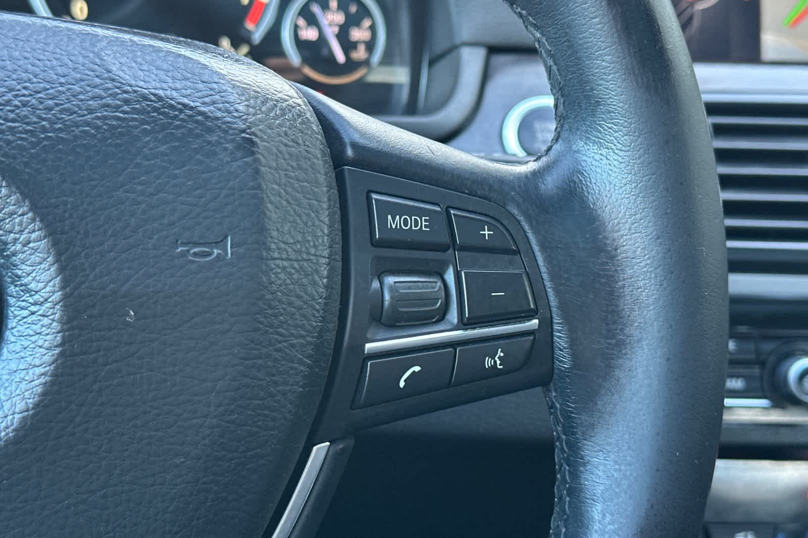 Thumbnail: 2015 BMW 5 Series - 27