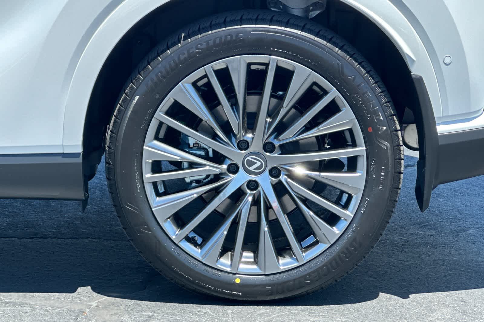 Thumbnail: 2026 Lexus RX - 31