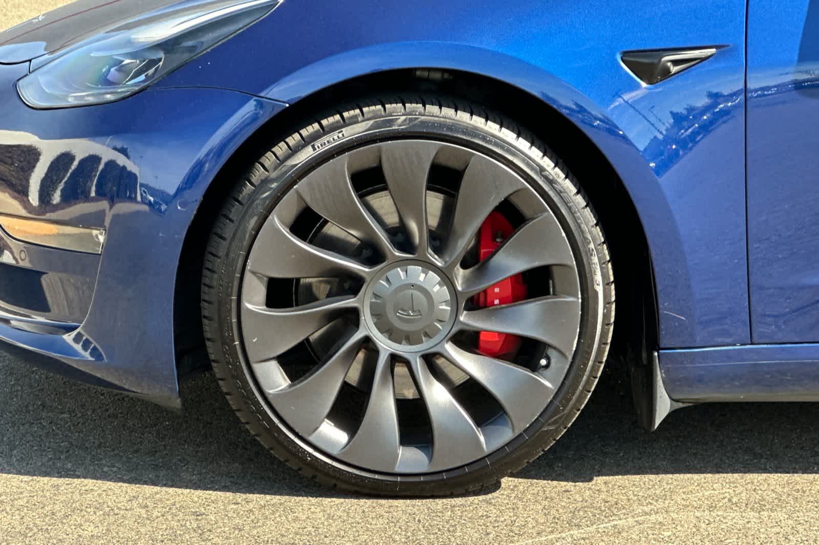 Thumbnail: 2021 Tesla Model 3 - 28